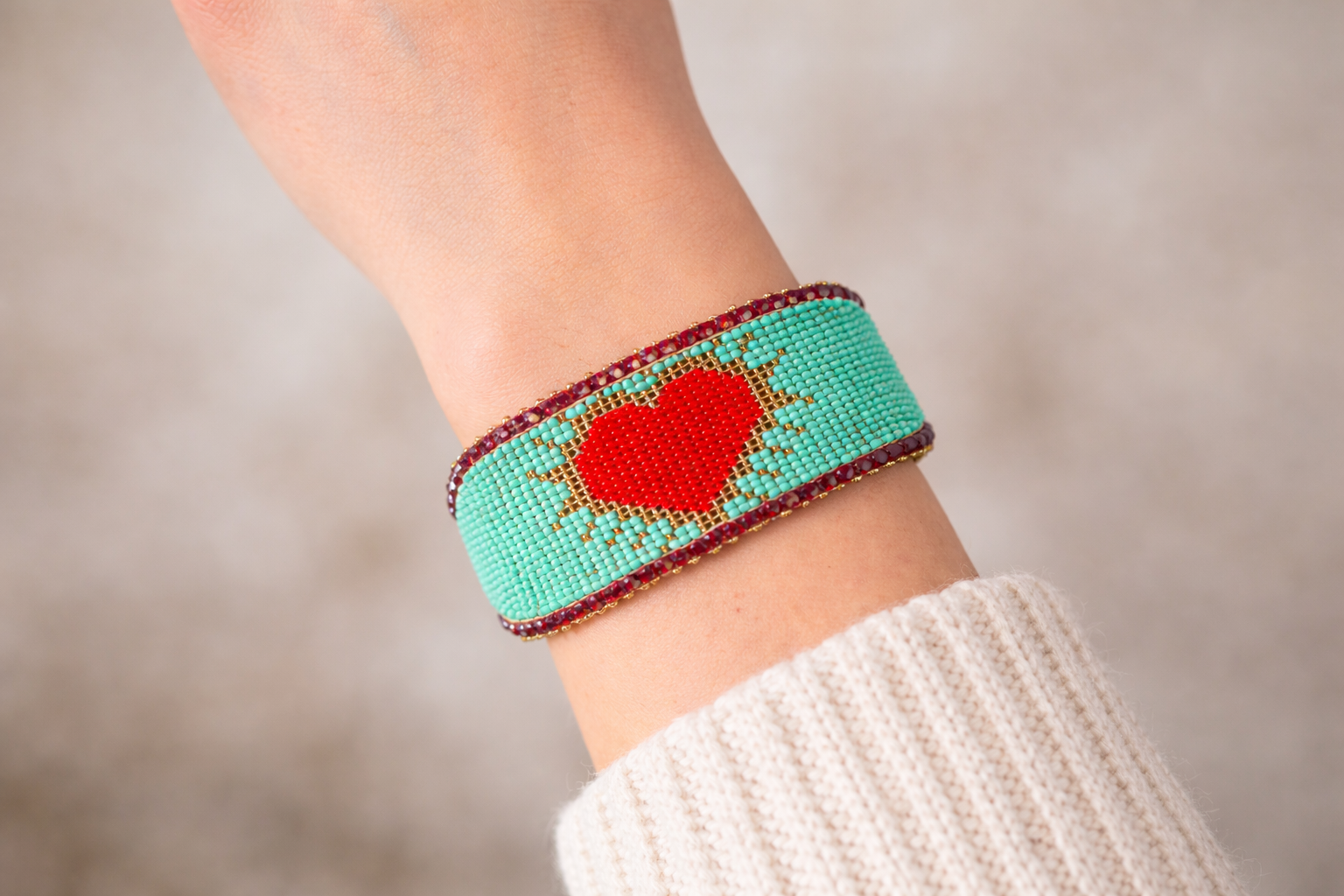 Handmade Beads Large Heart Bracelet
