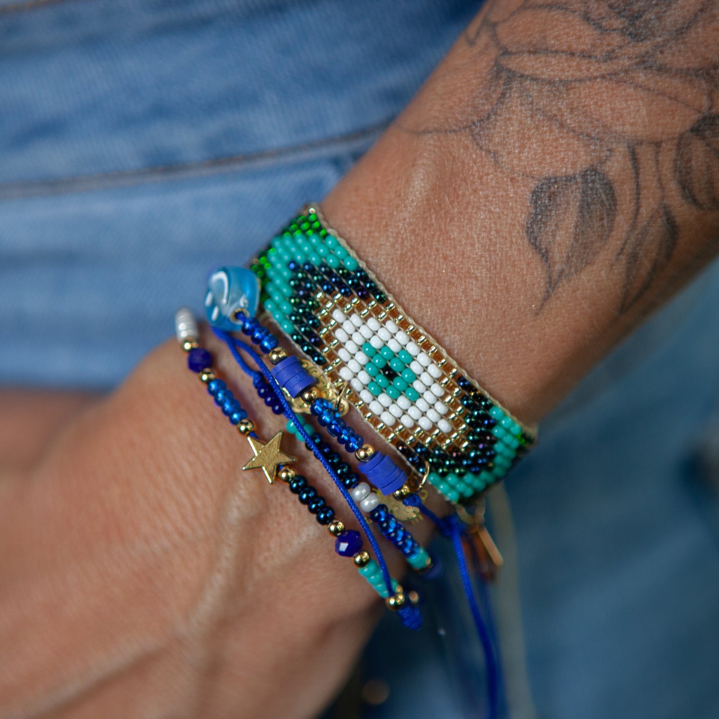 With a stunning array of colors and crafted with durable materials, these handmade bracelets are the perfect way to accessorize for any event. The adjustable design ensures a comfortable fit, and they are even waterproof for added convenience.